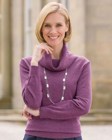 Merino Wool Cowl Neck Jumper - Plum