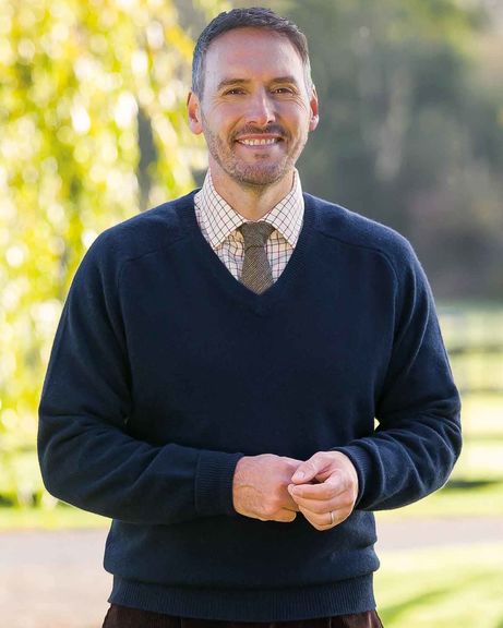 Lambswool V Neck Jumper - Navy