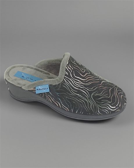 Lunar Valerina Slipper