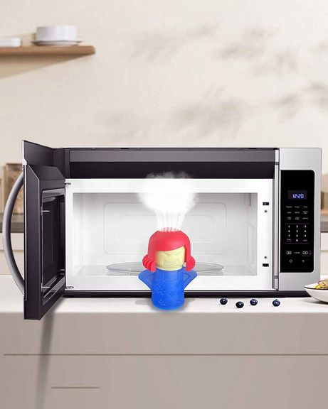 Steaming Stella Microwave Cleaner