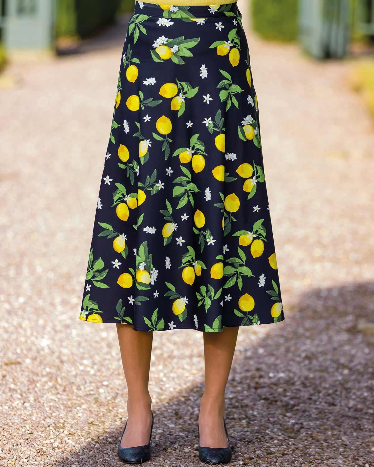 Ladies Camille Cotton Patterned Skirt. In 3 lengths.